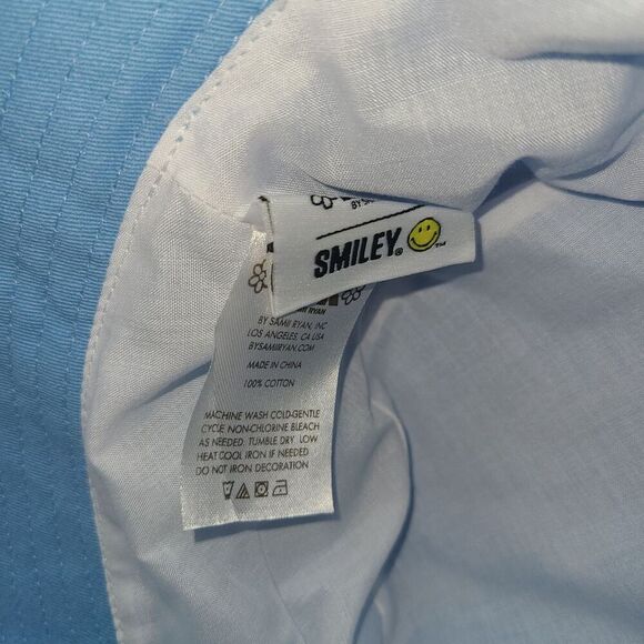 BSR By Sami Ryan Smiley Bucket Hat - Picture 8 of 9